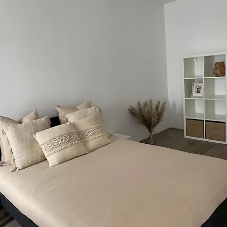 Maison Spacieuse Et Confortable 100m2 Avec Jardin Hébergement de vacances *