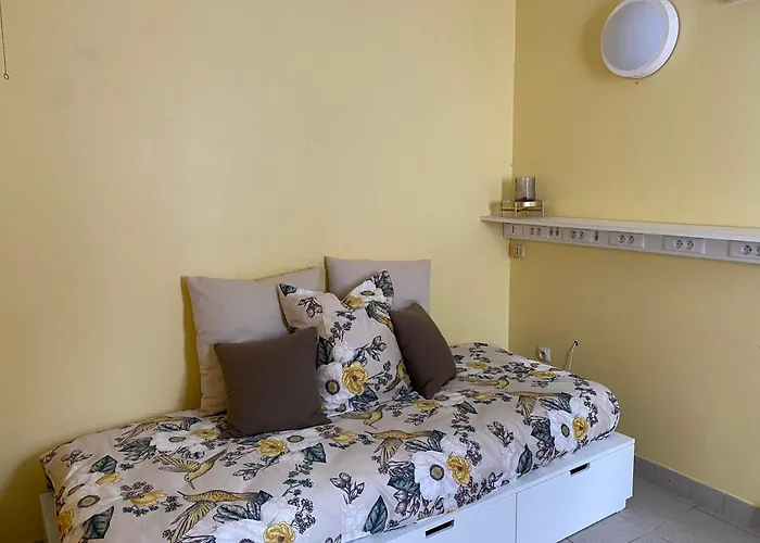 Maison Spacieuse Et Confortable 100m2 Avec Jardin Holiday home Val-de-Reuil