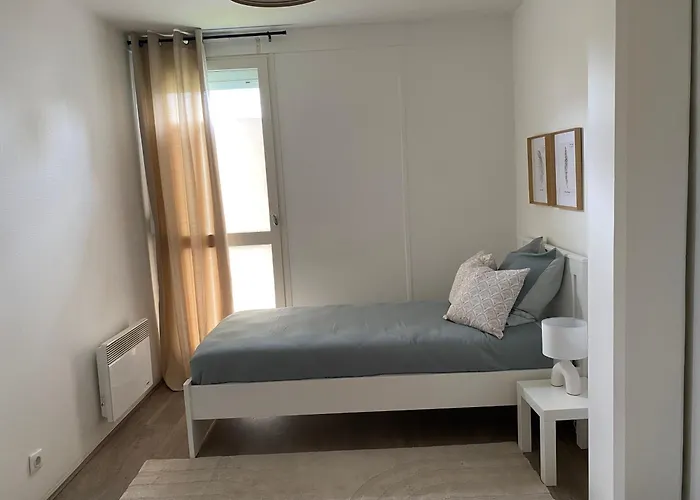 Maison Spacieuse Et Confortable 100m2 Avec Jardin Hébergement de vacances Val-de-Reuil